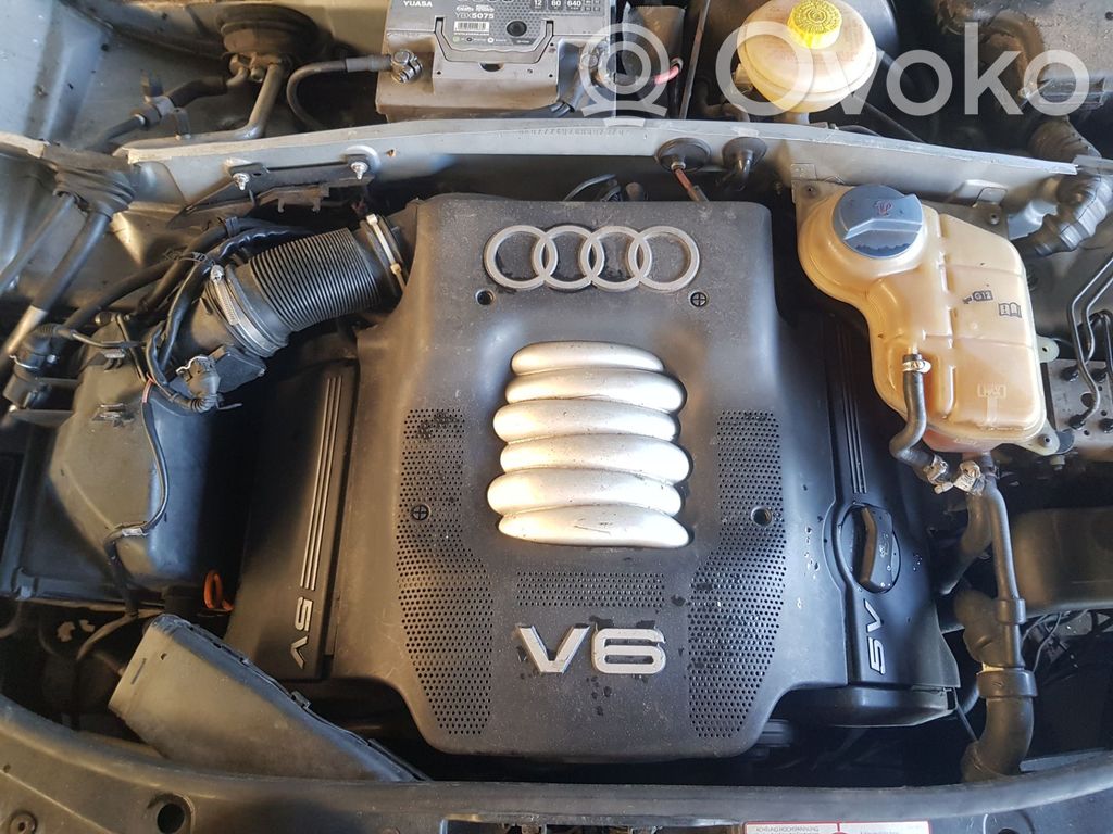 Audi A6 S6 C5 4B Motor 