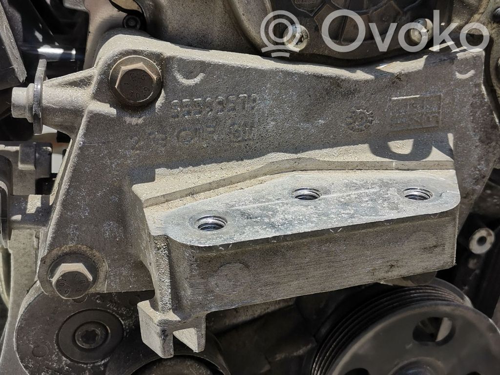 Opel Corsa E Moottorin kiinnikekorvake 