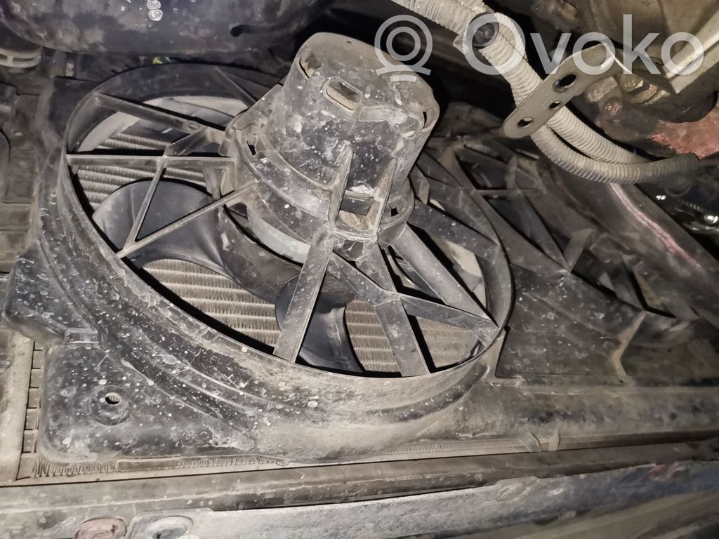 Ford Focus Elektryczny wentylator chłodnicy 