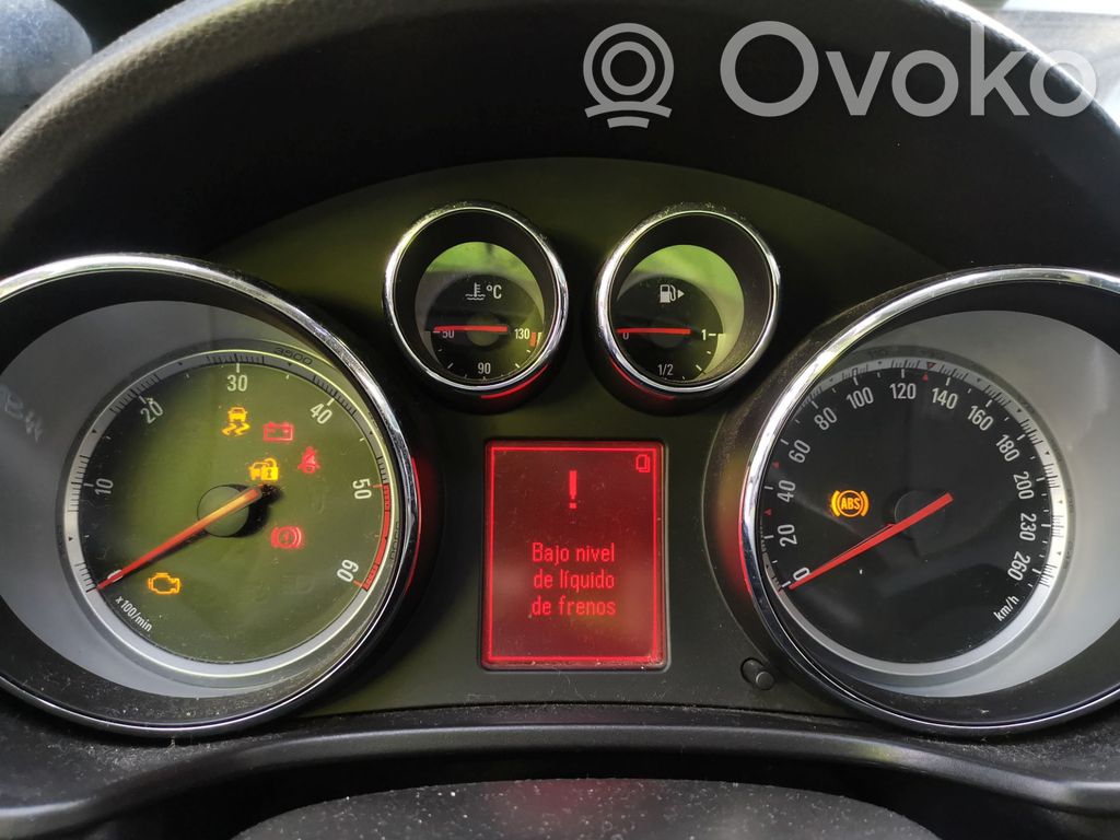 Opel Insignia A Nopeusmittari (mittaristo) 