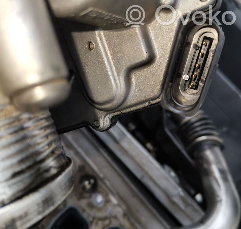 Volkswagen PASSAT B7 Drosselklappe 