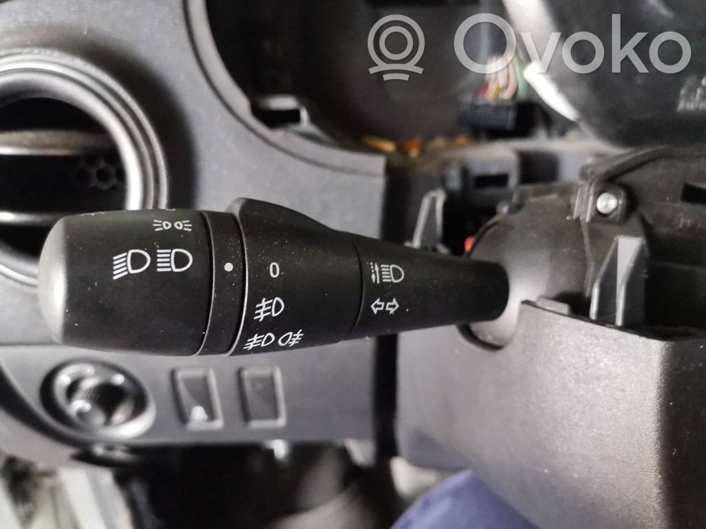 Dacia Lodgy Suuntavilkun vipu 