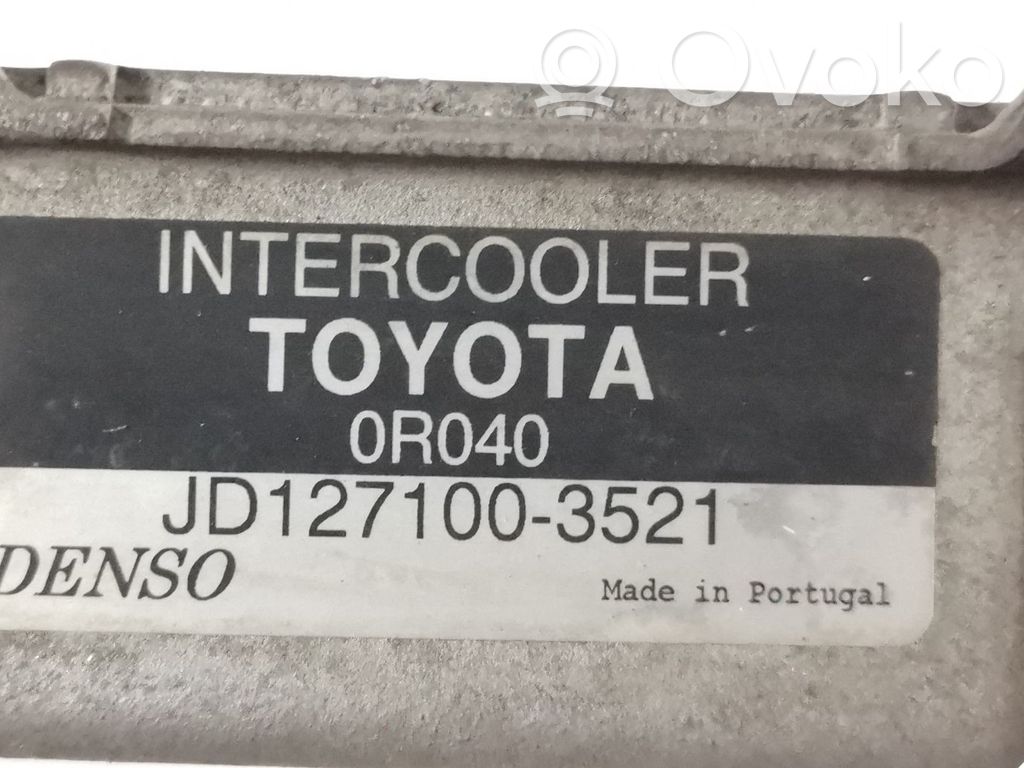 Toyota Avensis T270 Chłodnica powietrza doładowującego / Intercooler