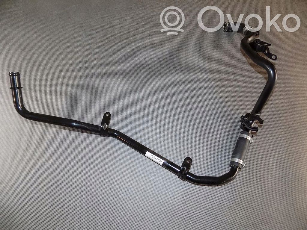Volkswagen Touareg II Caurulīte (-es) / šļūtene (-es) 