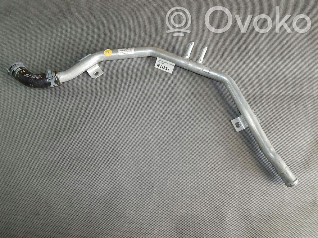 Audi A8 S8 D4 4H Engine coolant pipe/hose 