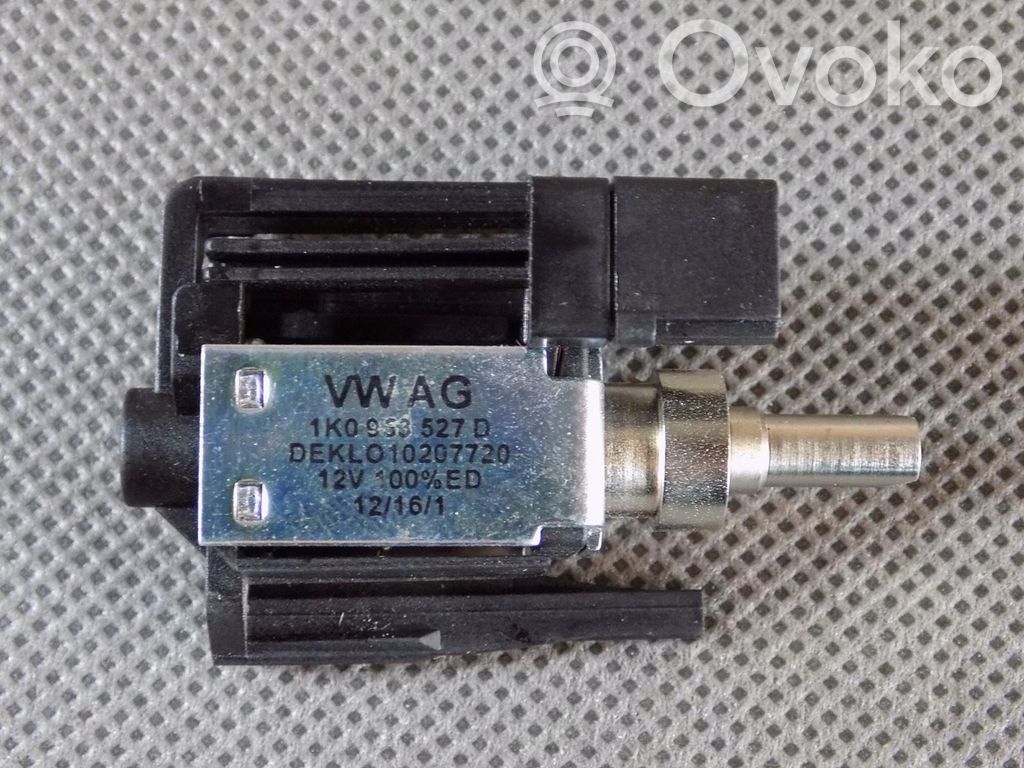 Volkswagen PASSAT B7 Steering wheel lock 