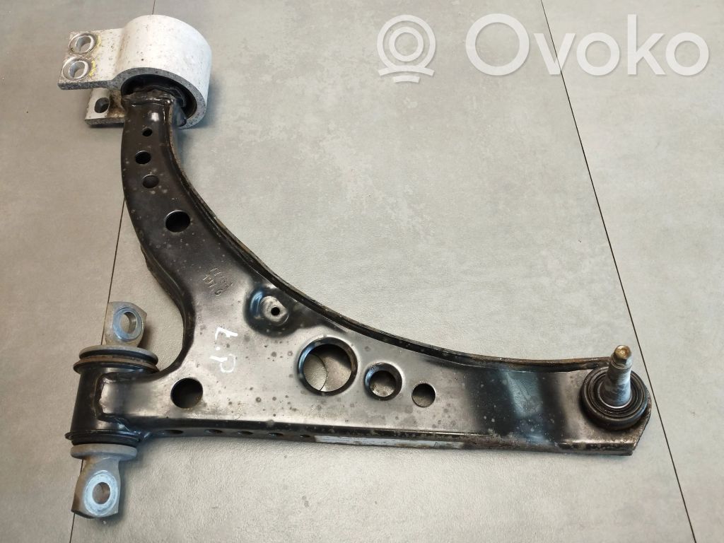 Opel Astra K Front lower control arm/wishbone 