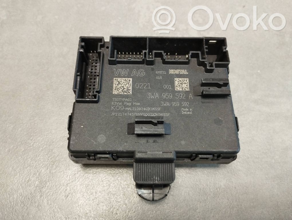 Volkswagen Tiguan Oven ohjainlaite/moduuli 