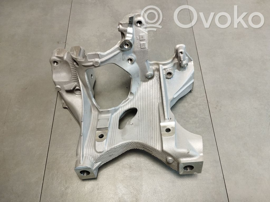 Audi A5 Engine mounting bracket 