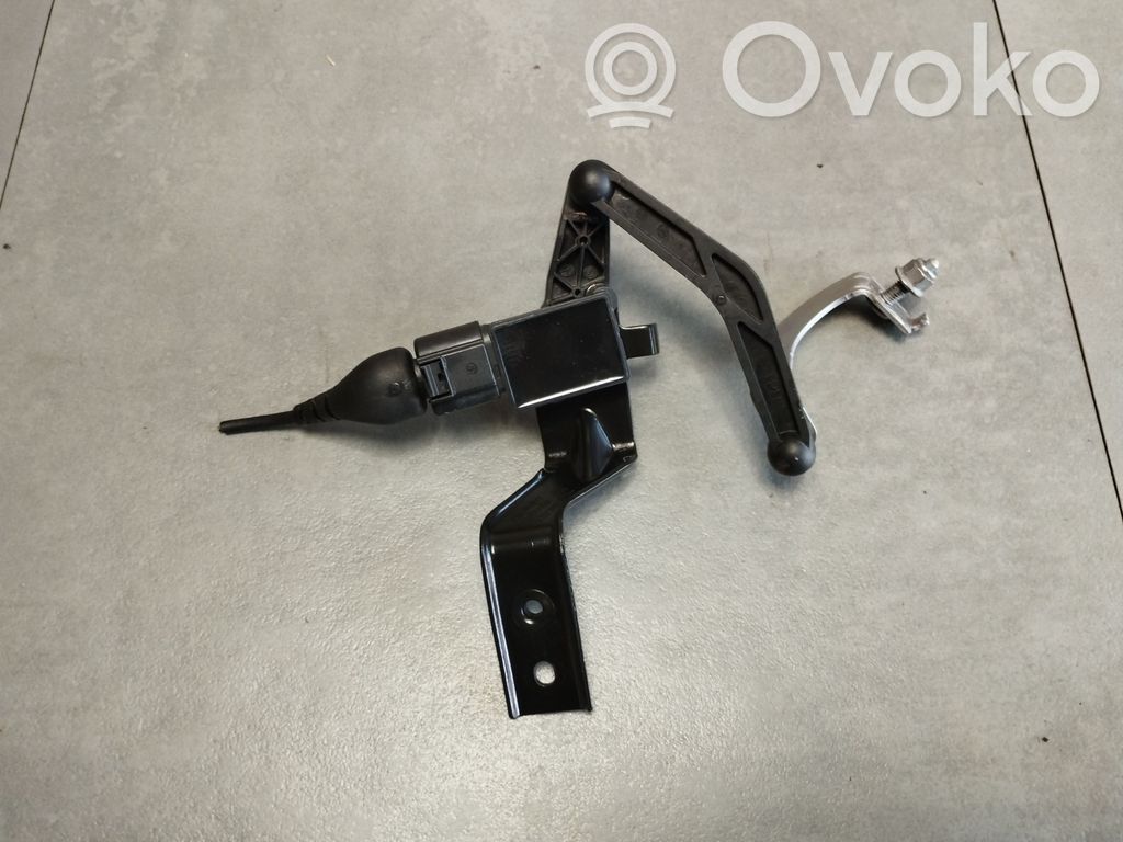 Cupra Formentor Front height sensor lever 