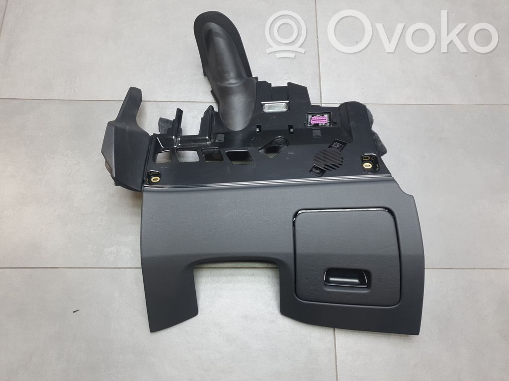 Audi Q8 Element deski rozdzielczej / dół 