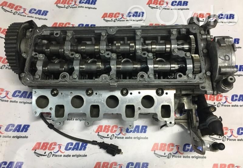 Culata del motor   03L103373A