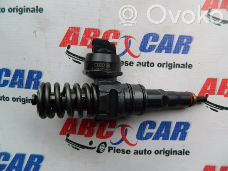 Fuel injector   038130079GX