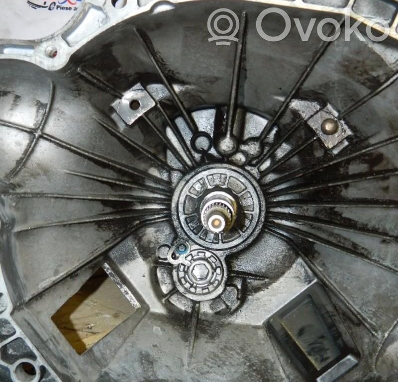 Manual 5 speed gearbox   88VTBA