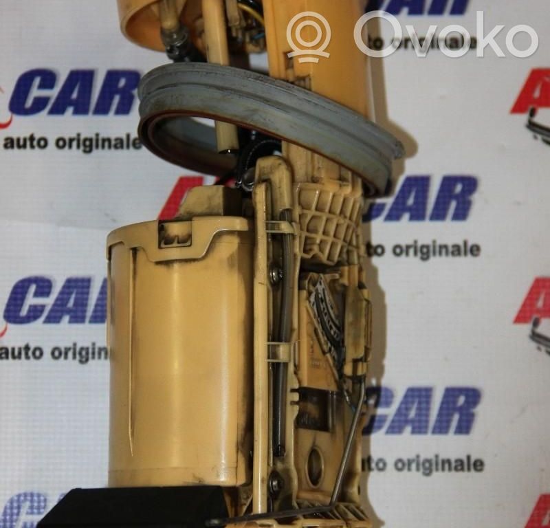 Bomba interna de combustible   7M3919050B