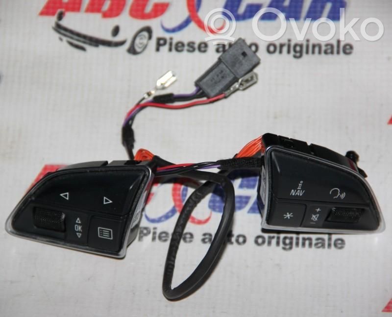 Audi A3 S3 8V Boutons / interrupteurs volant 