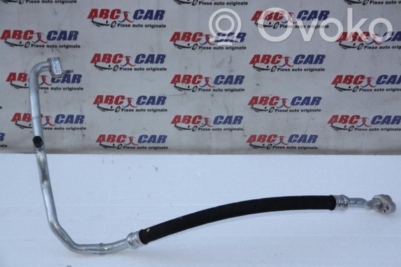 Ilmastointilaitteen putki (A/C)   5Q0820743M