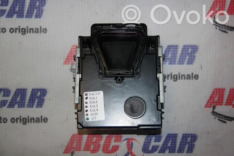 Priekinio stiklo kamera   8W0907217B