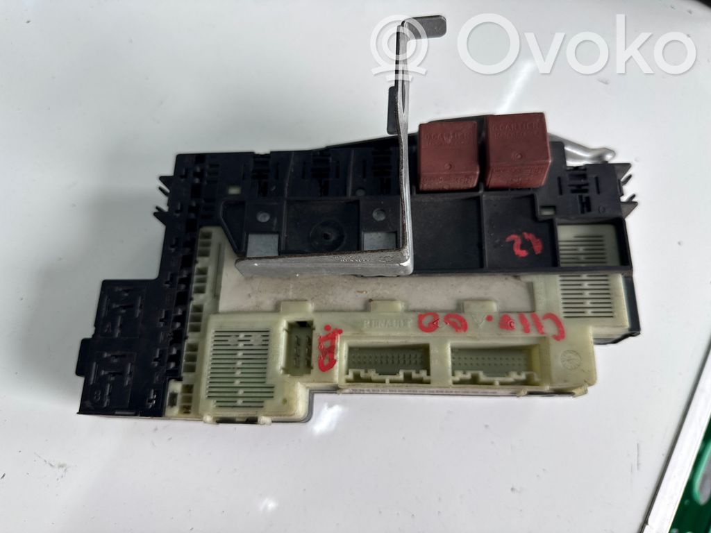 Renault Clio II Módulo de fusible 