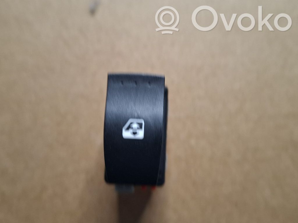 Renault Master III Quarter vent window switch 