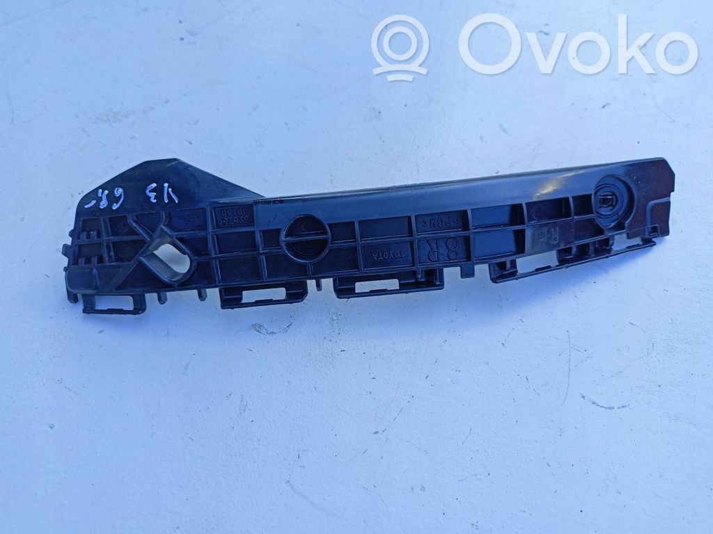 Toyota Yaris Soporte de montaje del parachoques trasero 