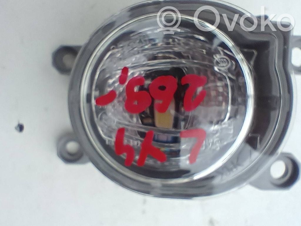 Toyota Yaris XP210 Lampa przednia 
