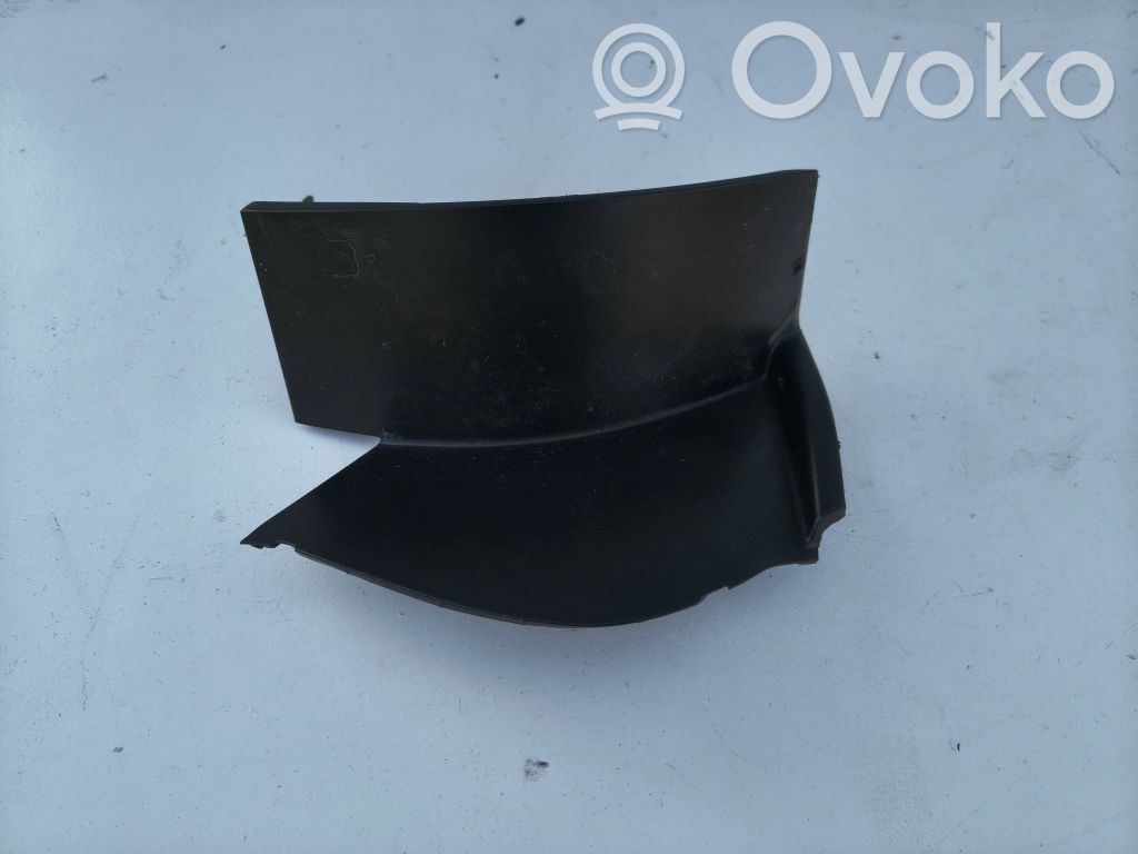 Nissan Qashqai Listwa pod lampę tylną 