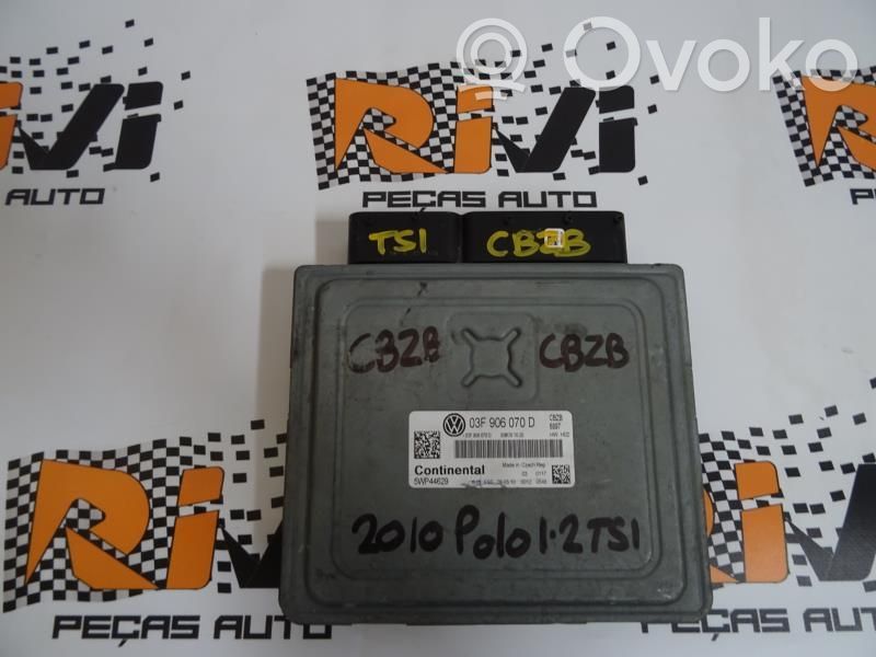 Volkswagen Polo V 6R Engine control unit/module 