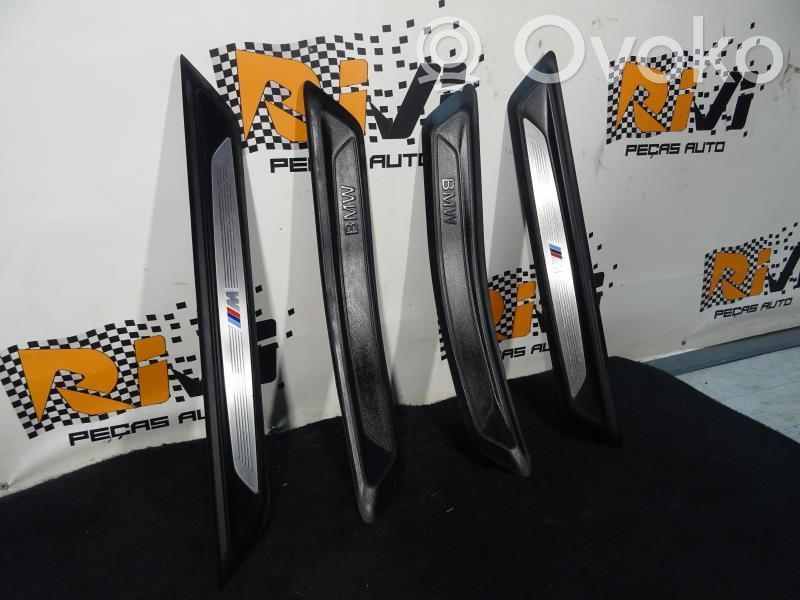 BMW 1 F20 F21 Moldinga Apdare 