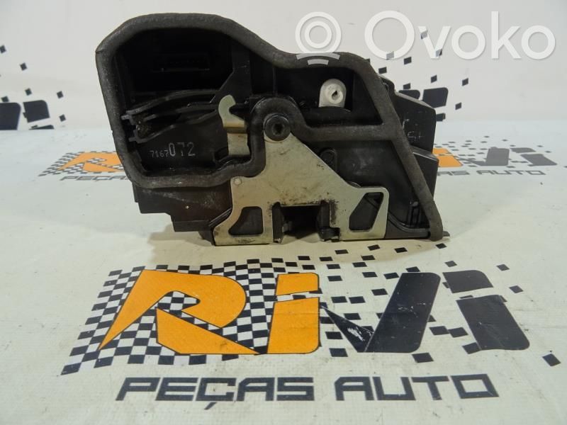 Cerradura de puerta delantera   51217167072,7167072,SERIE1