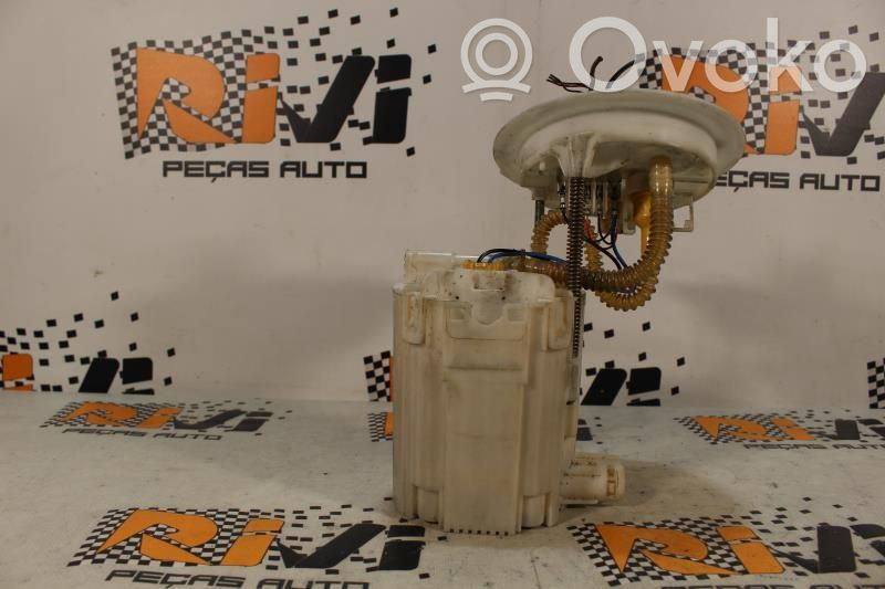 Audi RS4 B8 Sensor de nivel de combustible 
