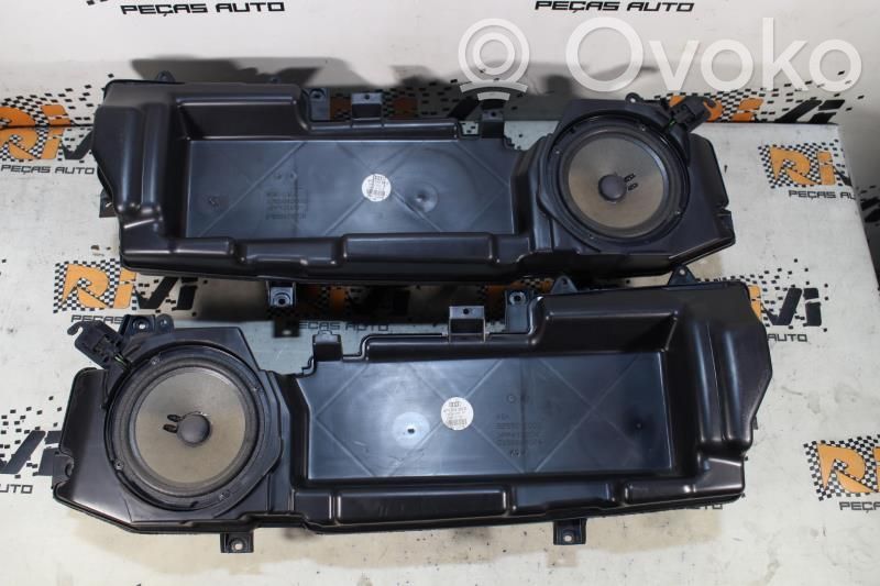 Altavoz del panel   4F0035381B,3255012001,3255012002,4F0035382B,DIREITO4F0035382B
