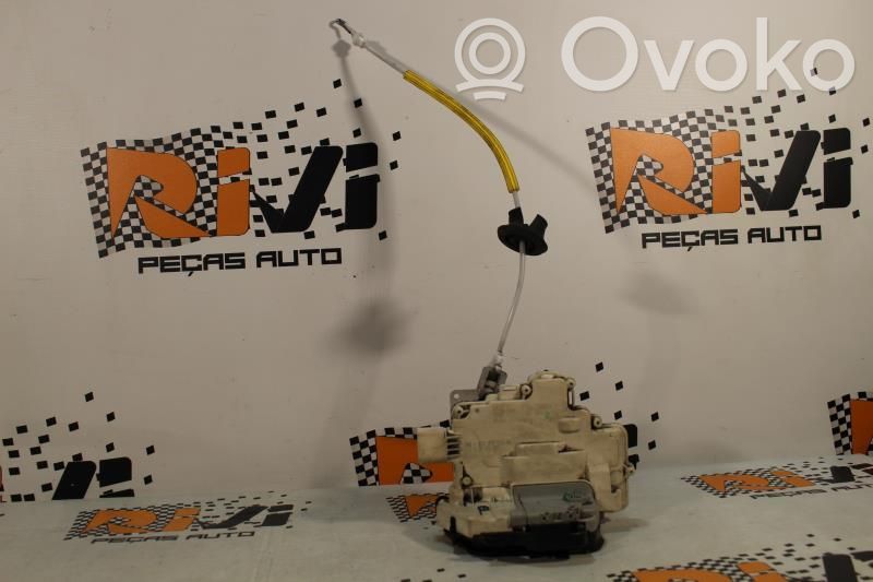 Audi A4 S4 B7 8E 8H Задний замок 