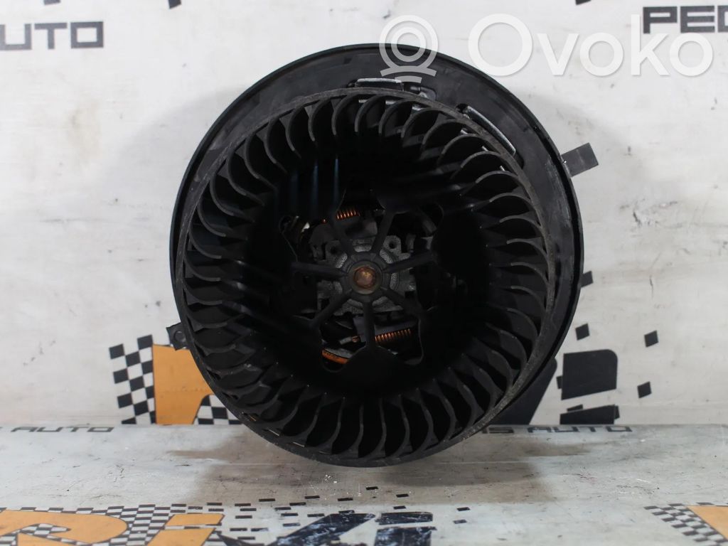 Pulseur d'air habitacle   64116933664,6933664,985467W,CZ1163600382,MOTORSOFAGEMBMW