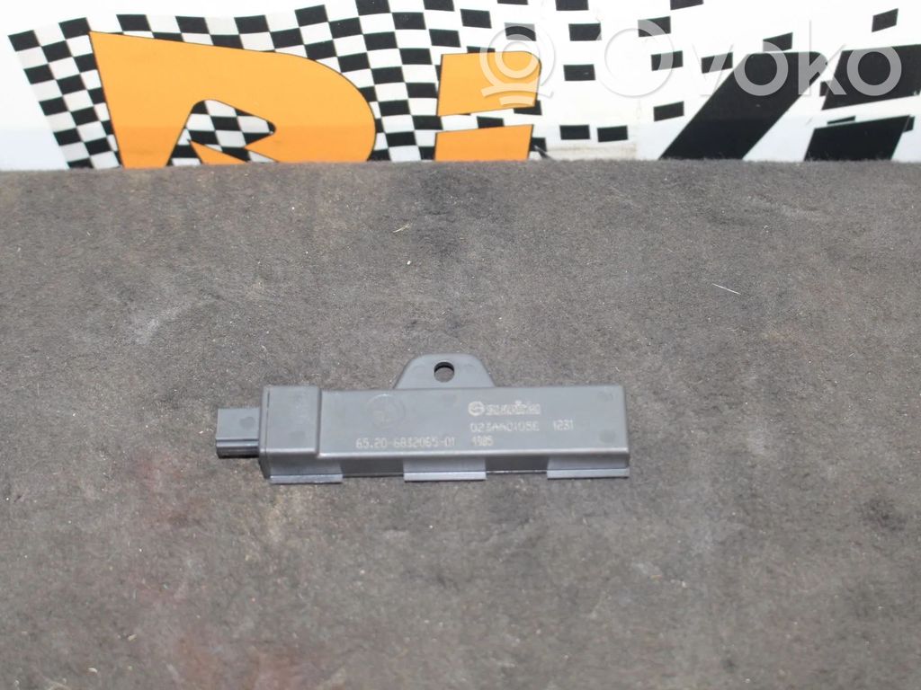 Antenos stiprintuvas   65206832065,6832065,SERIE1F40,SERIE2F44,SERIE3G20,SERIE7G11,SERIE8G14,X5G05,X6G06,X7G07,Z4G29