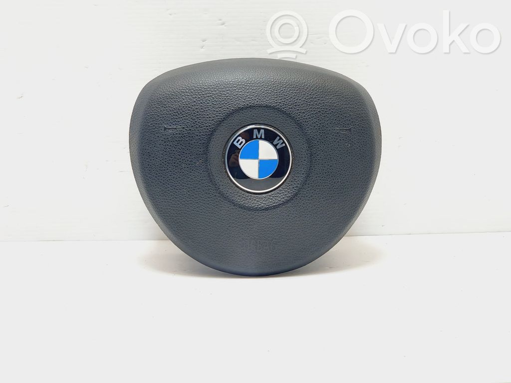 Steering wheel airbag   3051642