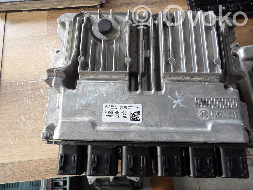 BMW X2 F39 Engine control unit/module 