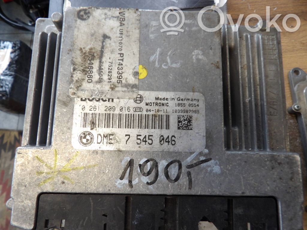 BMW 1 E81 E87 Engine control unit/module 