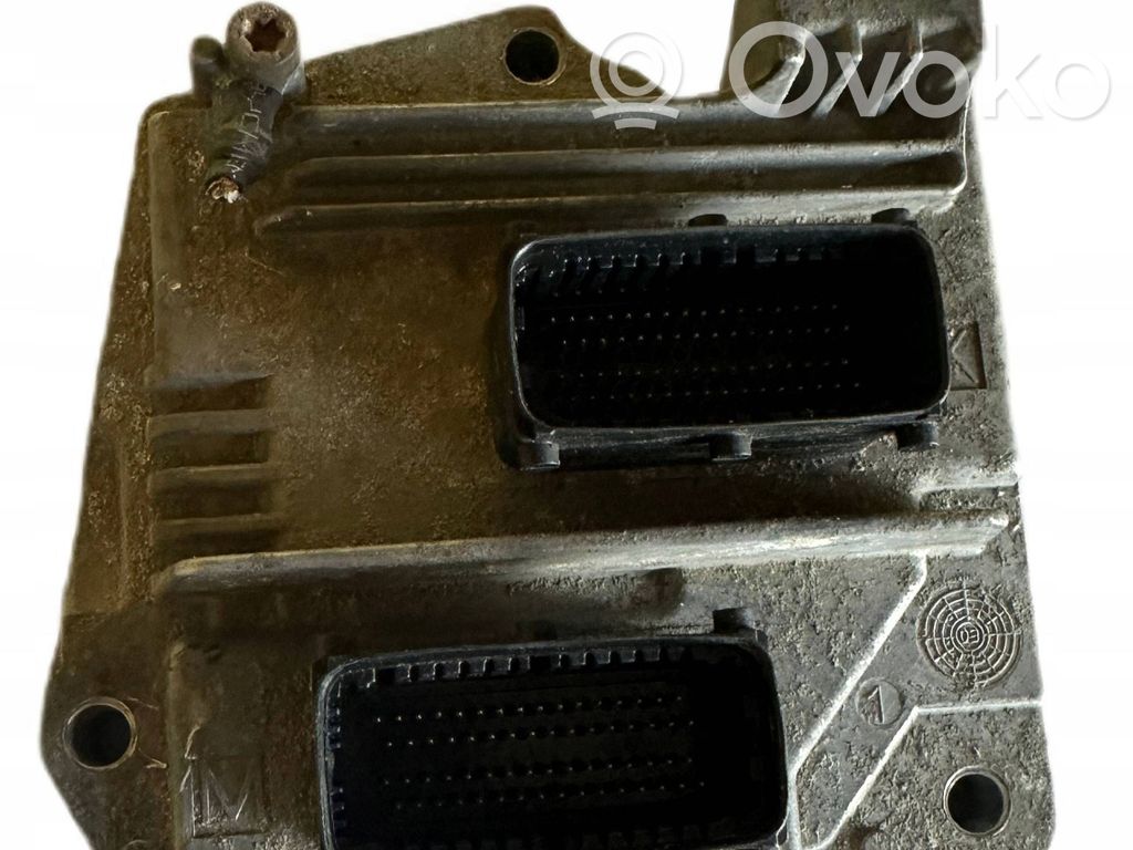 Opel Astra H Engine control unit/module 