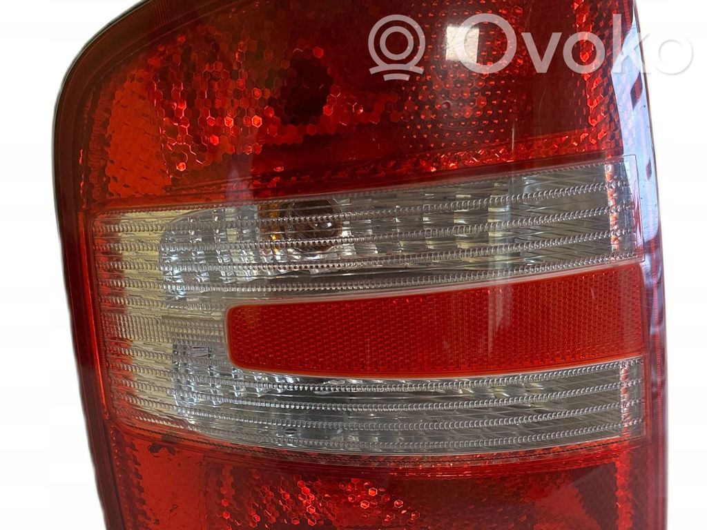 Skoda Fabia Mk1 (6Y) Lampă spate în caroserie 