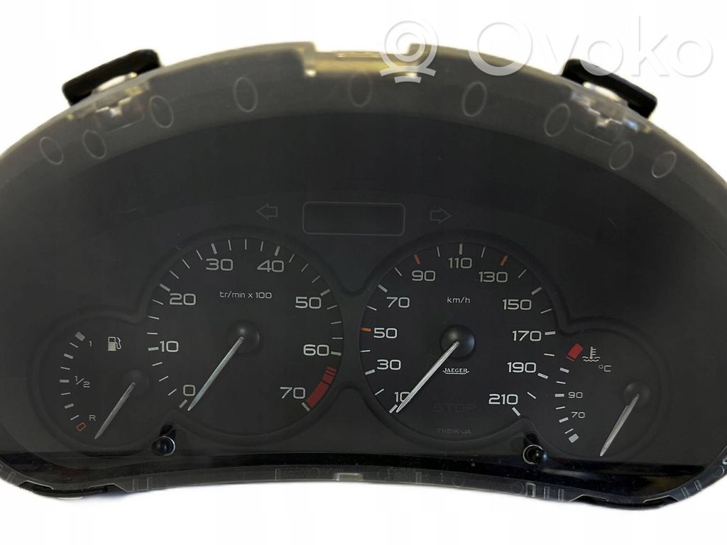 Peugeot 206 Speedometer (instrument cluster) 