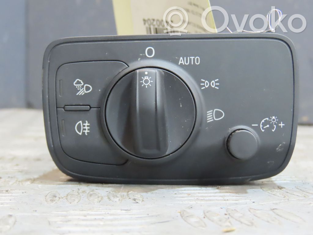 Lichtschalter   8V0941531BL5PR