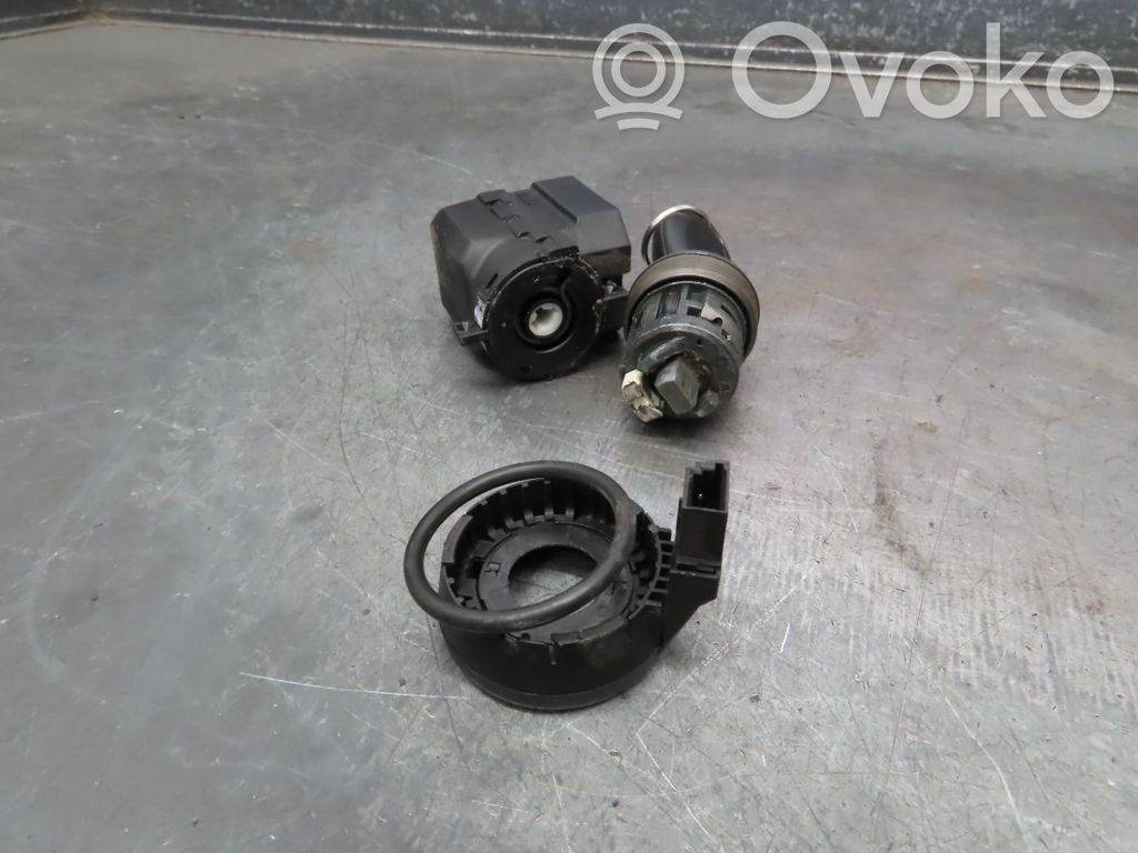 Steering wheel lock   32307197330