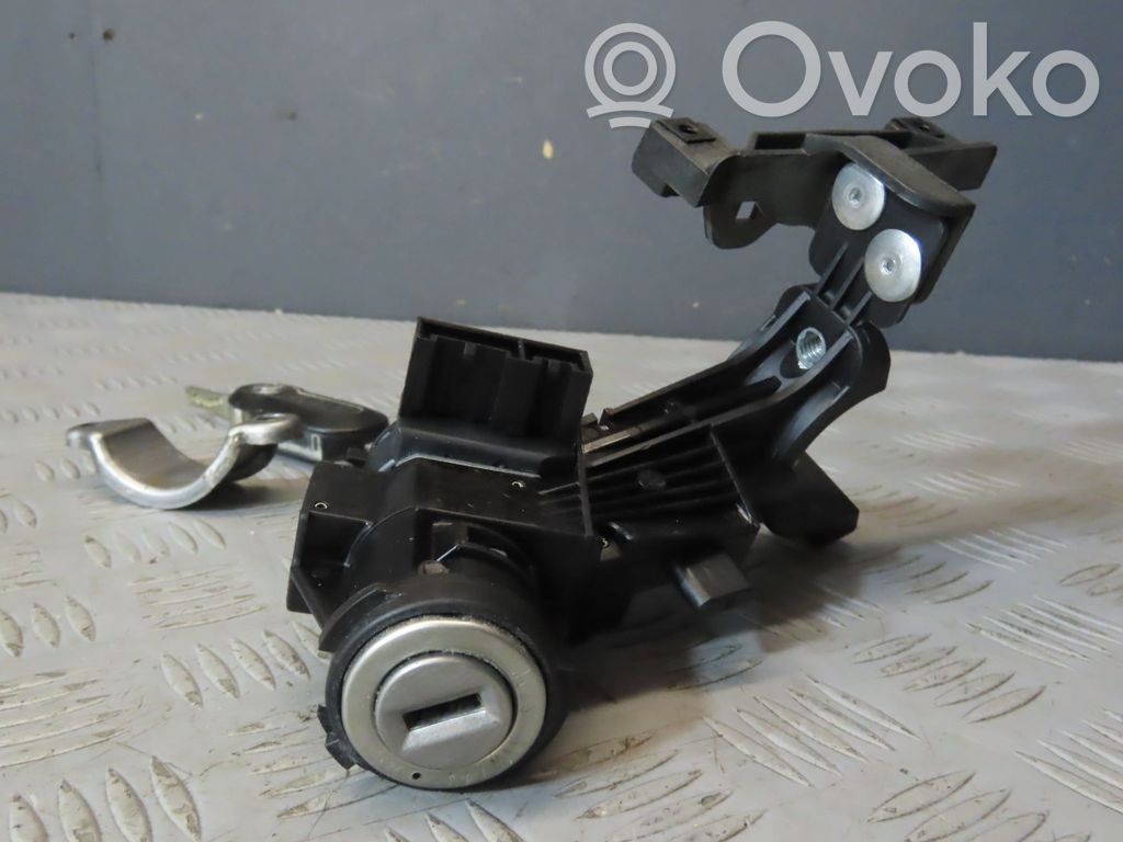 Opel Combo D Steering wheel lock 