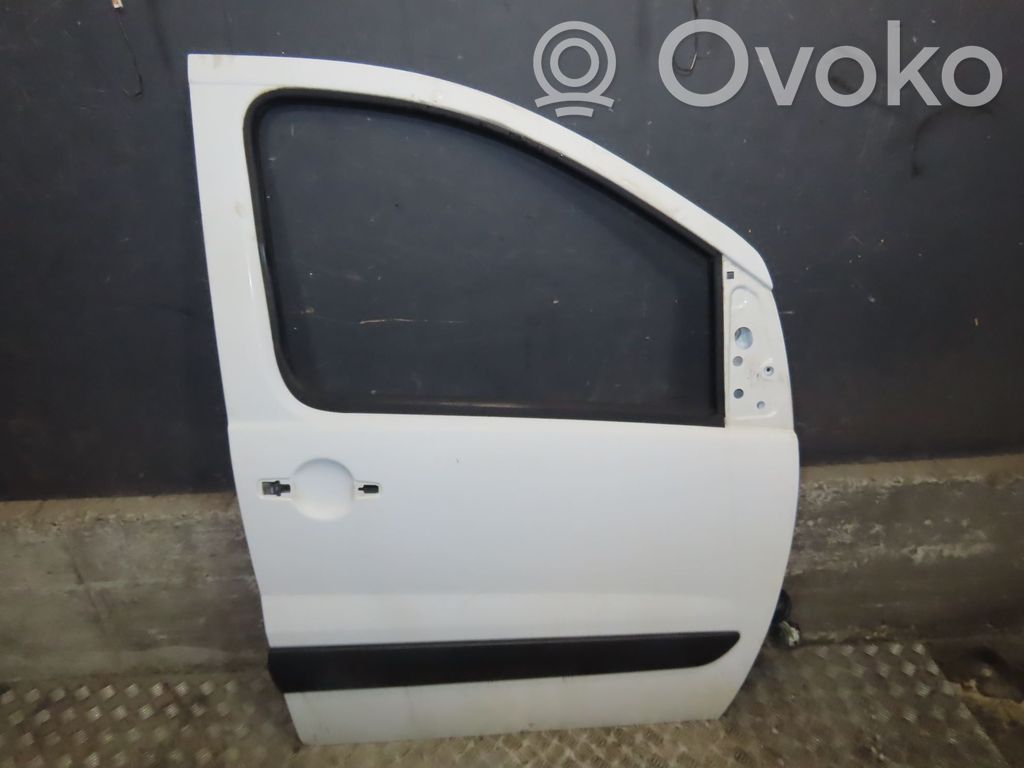 Tür vorne   9004X7