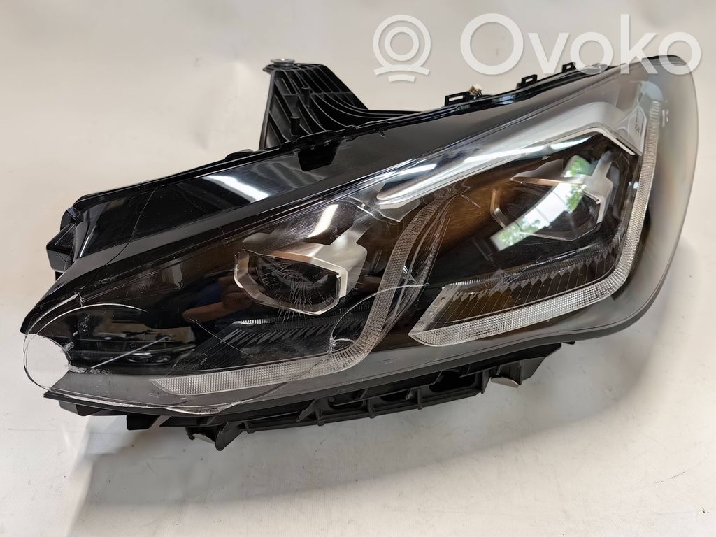 BMW 2 Active Tourer U06 Headlight/headlamp 