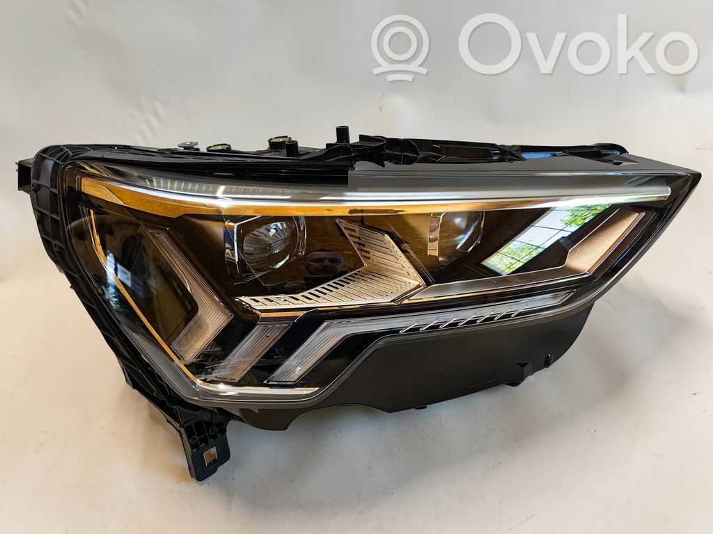 Audi Q3 F3 Scheinwerfer 