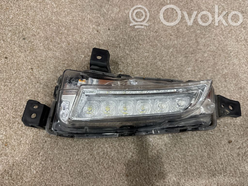 Suzuki Vitara (LY) Front fog light 