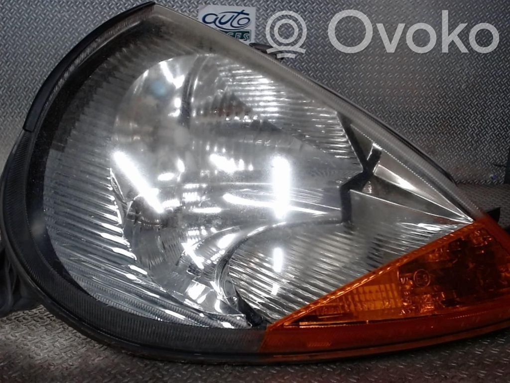 Headlight/headlamp   1079423