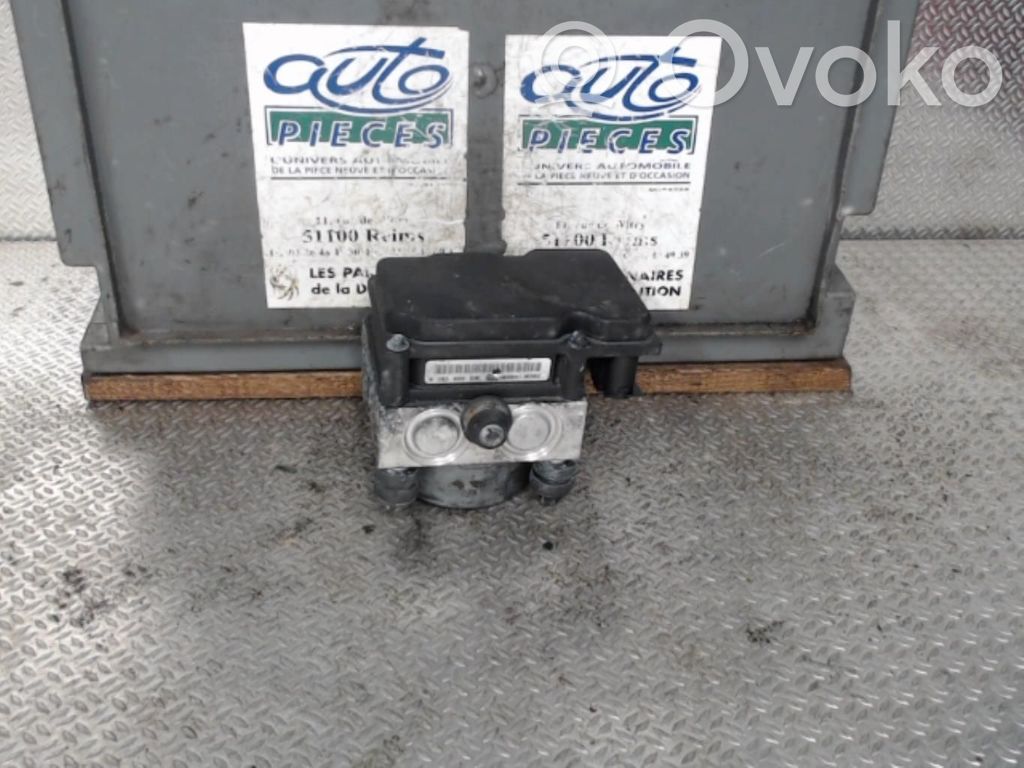 Nissan Note (E11) ABS bloks 